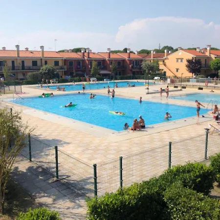 Appartement Charming Getaway With Pool